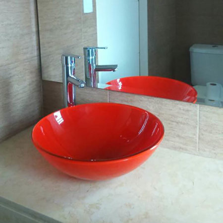 Baños modernos con mesadas New beige